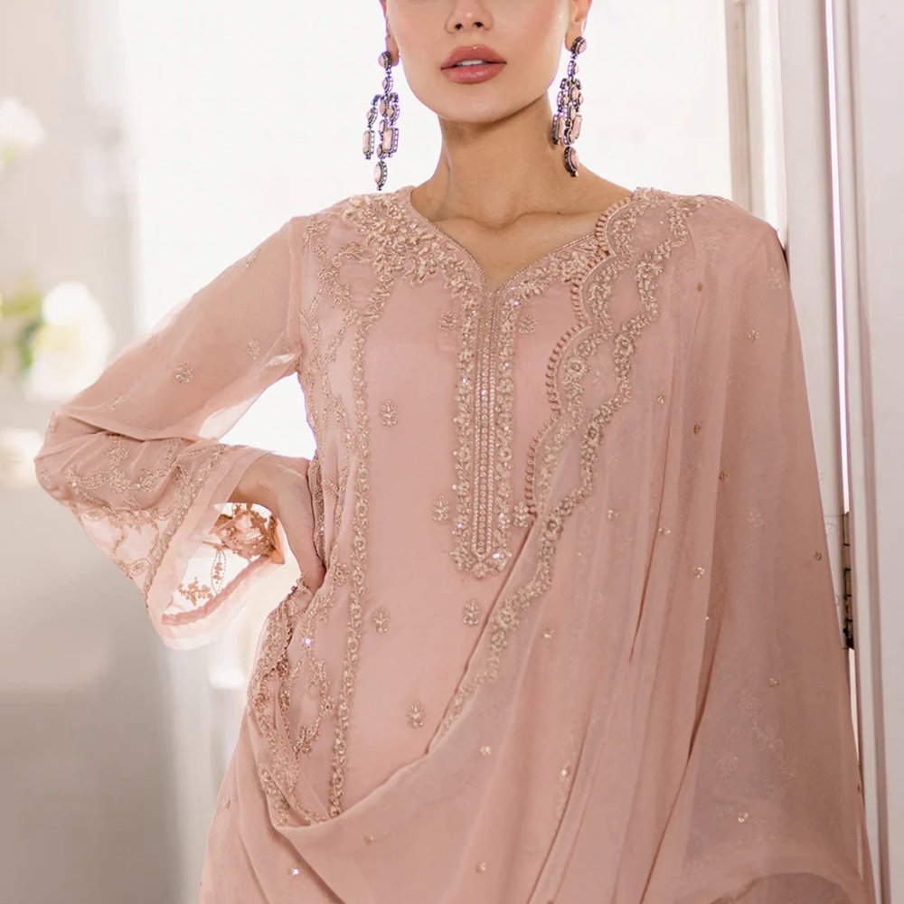 Elegant Pink Embroidered kurta suits, Pakistani/Indian wear - Picture 3 of 12